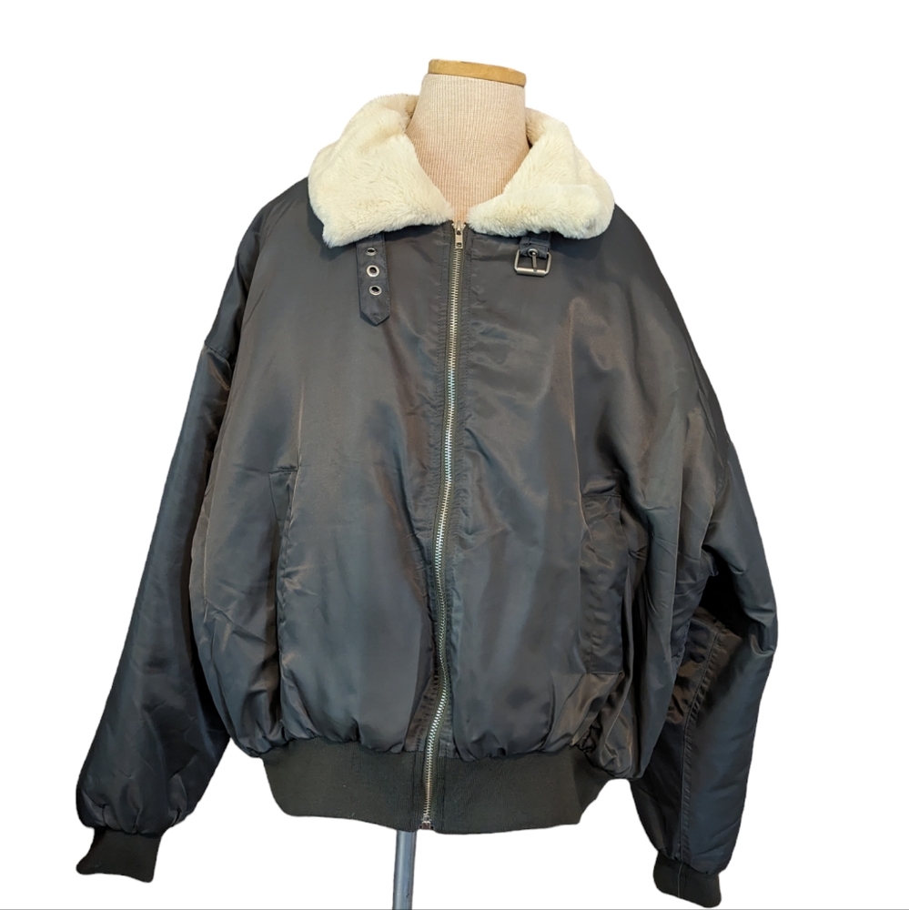 URBAN OUTFITTERS AVIATOR JACKET
